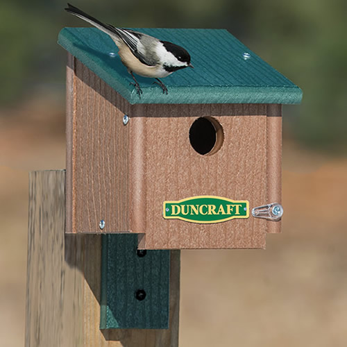 Duncraft Chickadee Roosting House with Swivel Mounting Bracket